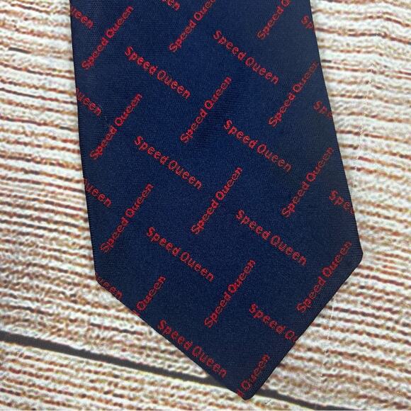 Givenchy Vintage Gentleman Paris Navy Red "Speed Queen" Silk Blend Necktie - Picture 3 of 10
